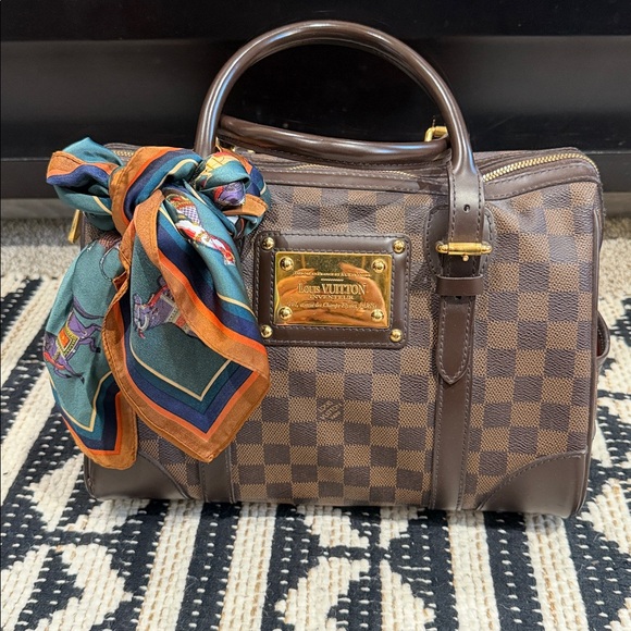 Louis Vuitton Berkeley Damier - Picture 2 of 16